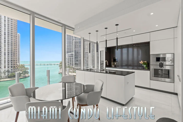 Aston Martin Residences Cocina