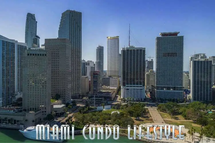 CLEAR Residences Parque