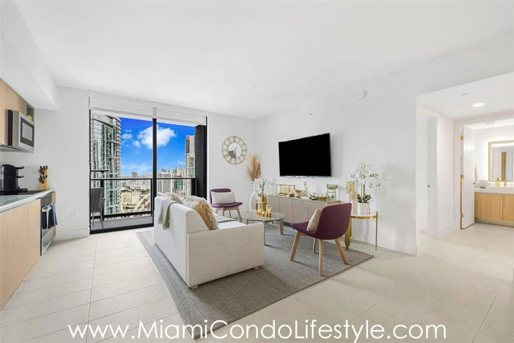GALE Hotel & Residences Living Room