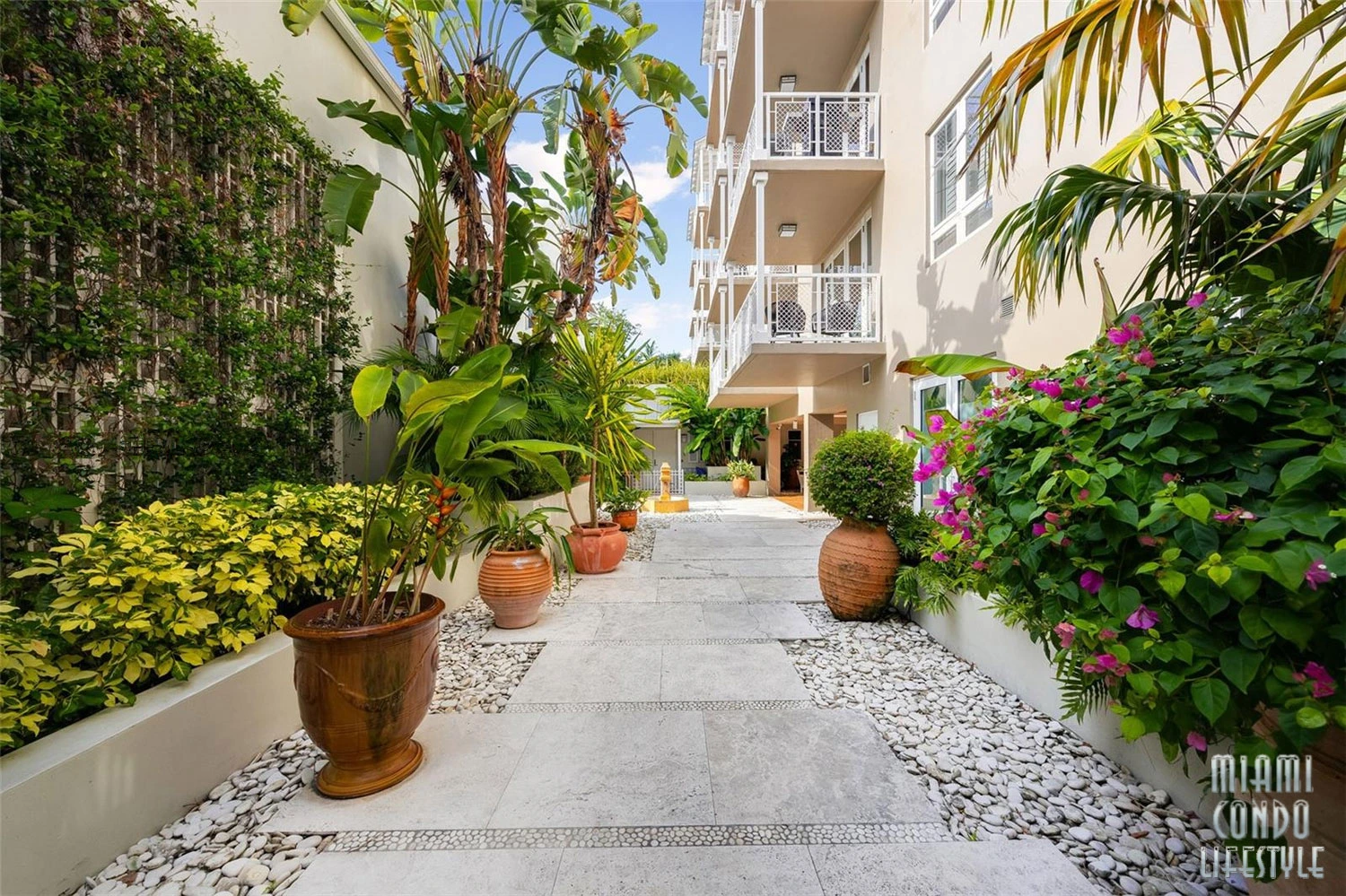 Grove Garden Grove Garden Walk