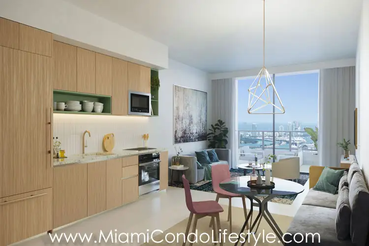 601 Miami Living room