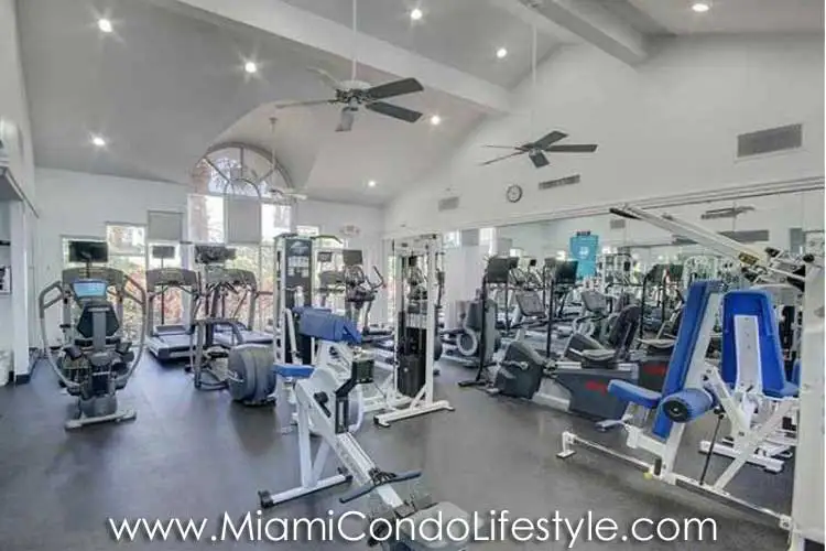 One Island Place Fitness Center