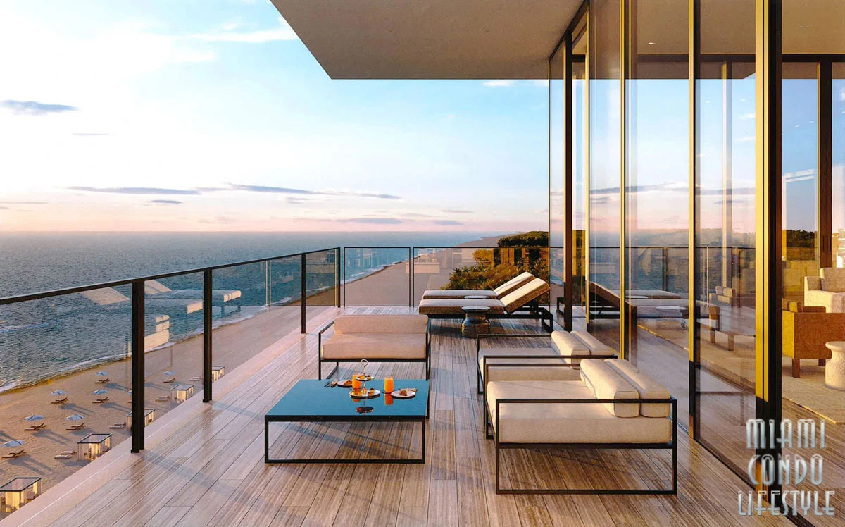 Raleigh South Beach Raleigh South Beach Balcony