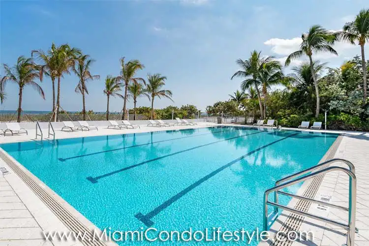 Sands of Key Biscayne Swimming Pool