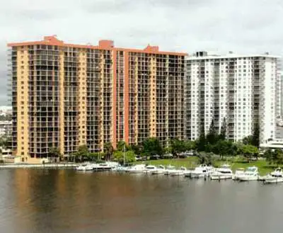 Winston Towers, 210-390 174th Street, Sunny Isles Beach, Florida, 33160